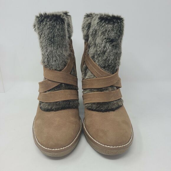 Fergie Tan Brown Suede And Fur Wedge Ankle Boots 7M Booties Side Zip Eskimo - Picture 2 of 7